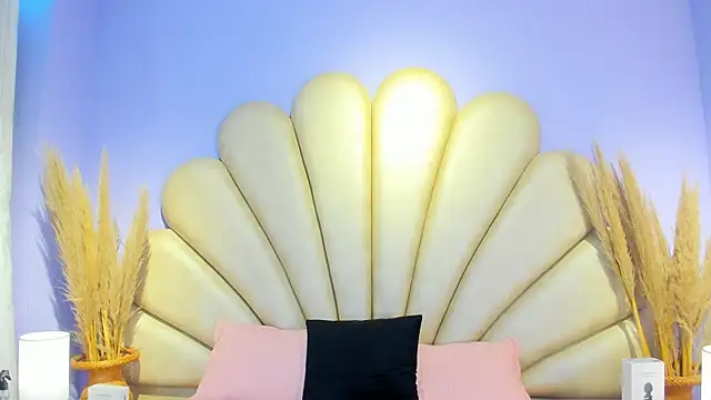 Isis Osman online show from 04-19-26, 12:48