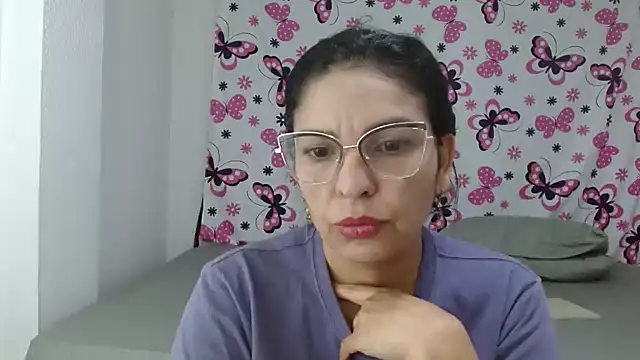 anybellucci43 online show from 01-08-25, 03:08