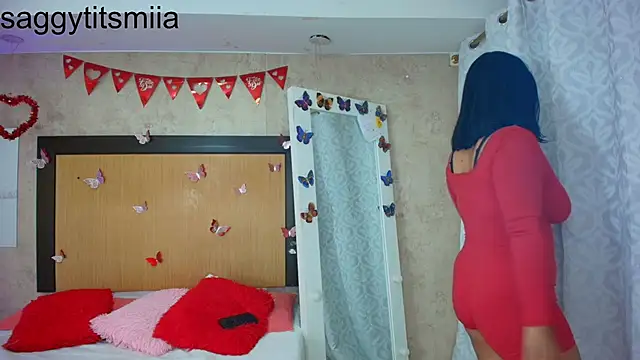 mialopez52 online show from 03-19-26, 06:45