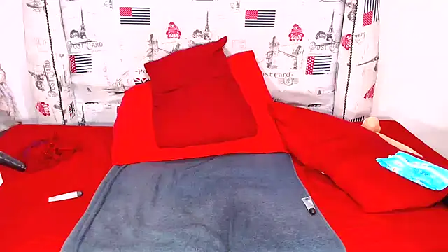 Honeybumsx32 online show from 11-14-25, 08:46