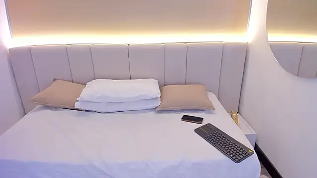 valerysantos  online show from 03-10-26, 11:59