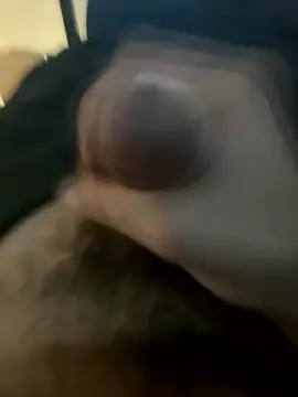 Snapshot of benben190 chatting on 12-02-24, 04:31 benben190 online show from 12-02-24, 04:31