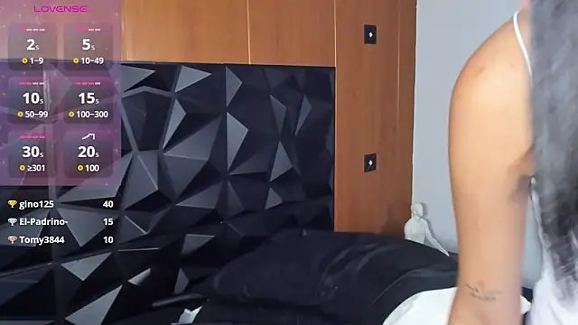 Wendy Marchall online show from 02-16-25, 01:25