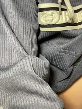 Boi Boi2x online show from 12-18-24, 02:10