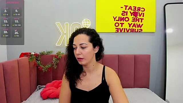 Linda Insatiable online show from 01-04-25, 01:10