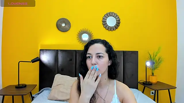 Linda Insatiable online show from 02-13-25, 01:29