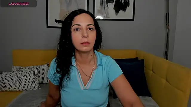 Linda Insatiable online show from 03-09-25, 01:25