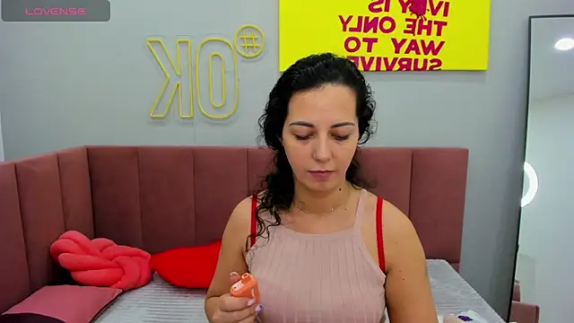 Linda Insatiable online show from 03-16-25, 01:28