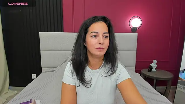 Linda Insatiable online show from 09-21-25, 01:29