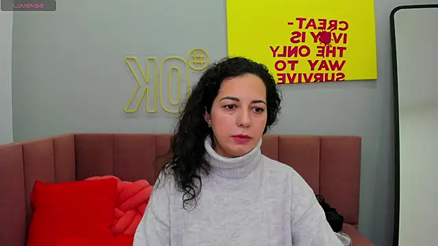 Linda Insatiable online show from 11-07-25, 01:27