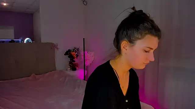 Laura Leee online show from 01-08-25, 10:15