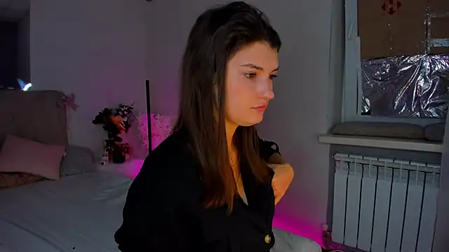 Laura Leee online show from 01-09-25, 06:06