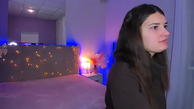 Laura Leee online show from 02-26-26, 06:34