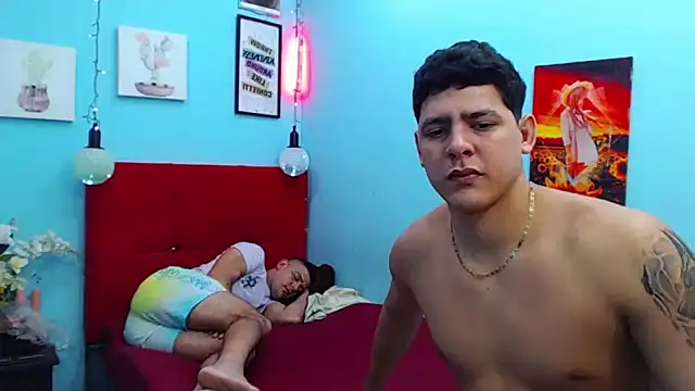 destroys girls online show from 12-02-24, 04:53