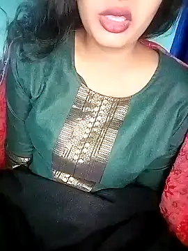 Miss-Siyaa online show from 12-15-24, 01:11