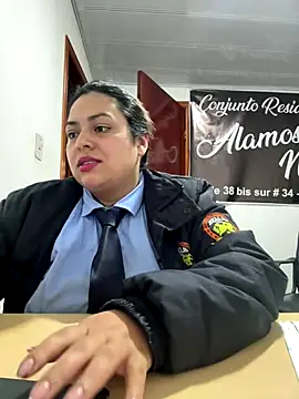 Snapshot of DULCE__26 chatting on 10-26-25, 12:16 DULCE  26 online show from 10-26-25, 12:16