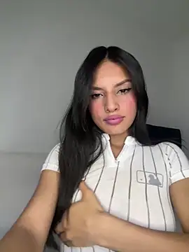 Dulceeany online show from 01-19-25, 01:21