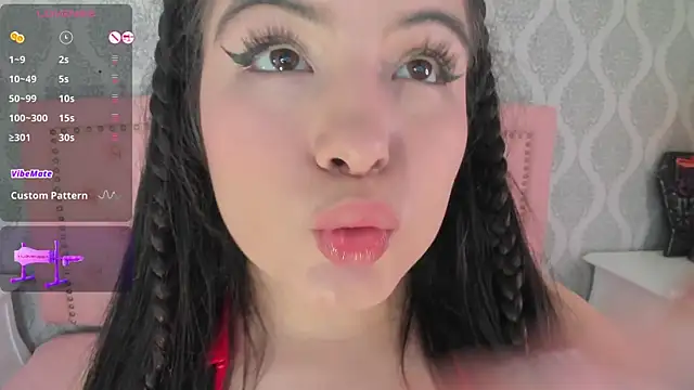 martina rivera  online show from 11-02-25, 12:18