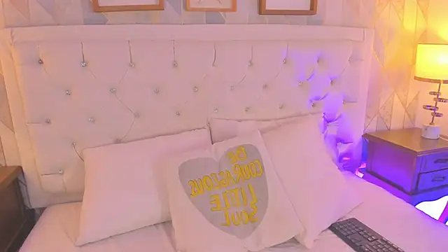 martina rivera  online show from 04-29-26, 12:09