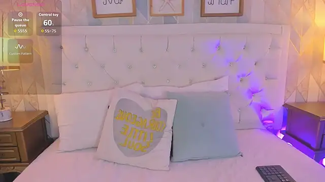 martina rivera  online show from 04-30-26, 12:22