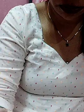 Urmila bhabhii online show from 03-18-25, 02:37