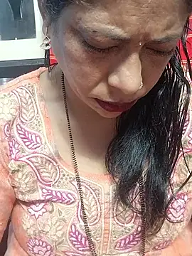 Urmila bhabhii online show from 11-11-25, 03:50