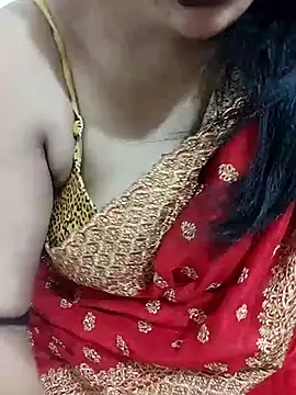 Snapshot of Urmila_bhabhii chatting on 05-13-26, 03:26 Urmila bhabhii online show from 05-13-26, 03:26