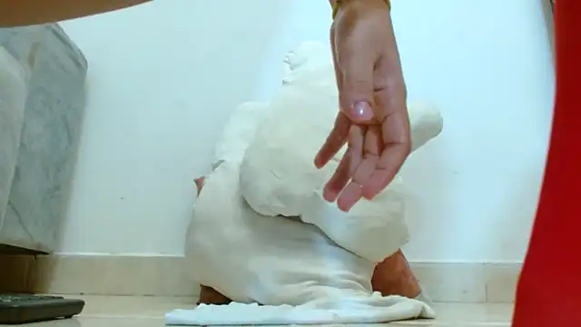 Darcy Lopez online show from 10-02-25, 04:25