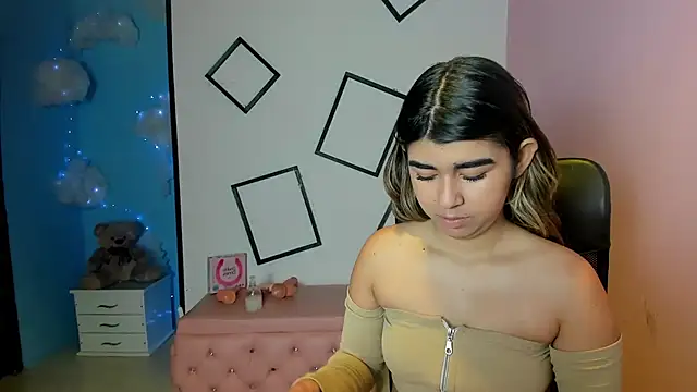 NahomiConnor  online show from 09-23-25, 01:36