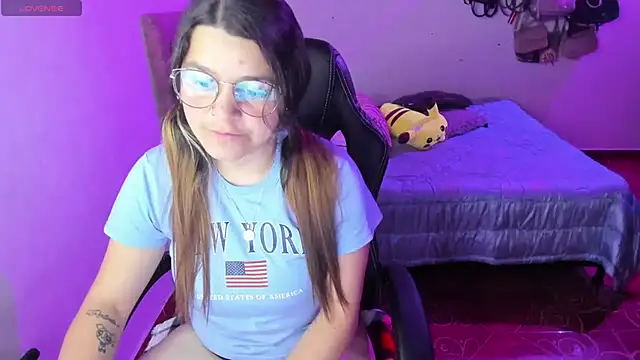 Sabrina Hall  online show from 12-31-24, 03:23