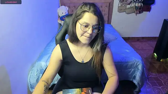 Sabrina Hall  online show from 02-26-25, 03:10