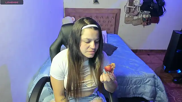 Sabrina Hall  online show from 03-02-25, 04:39