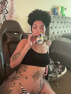 butterflybootyy online show from 12-06-24, 08:07