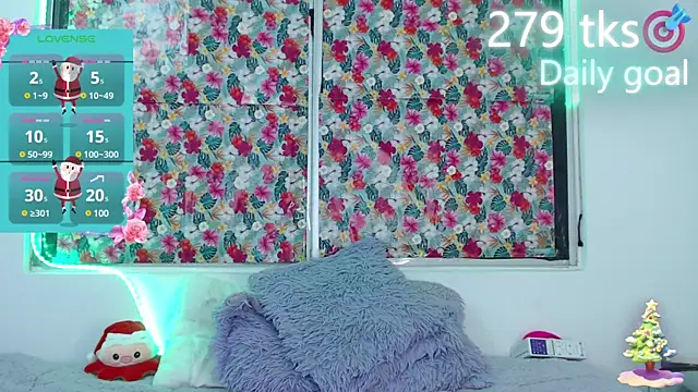 Snapshot of -Gwen- chatting on 12-31-24, 04:38 -Gwen- online show from 12-31-24, 04:38