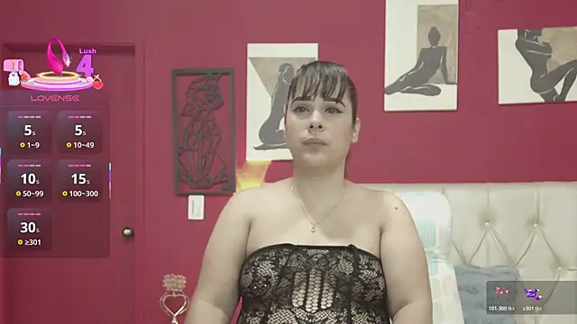 Snapshot of Karol_hot25 chatting on 02-20-26, 04:31 Karol hot25 online show from 02-20-26, 04:31