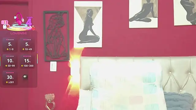 Snapshot of Karol_hot25 chatting on 02-26-26, 04:55 Karol hot25 online show from 02-26-26, 04:55