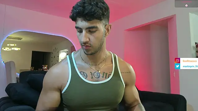 JACOB MARTINS online show from 01-26-25, 04:41