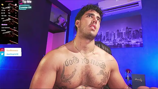 Snapshot of JACOB_MARTINS chatting on 12-17-25, 07:53 JACOB MARTINS online show from 12-17-25, 07:53