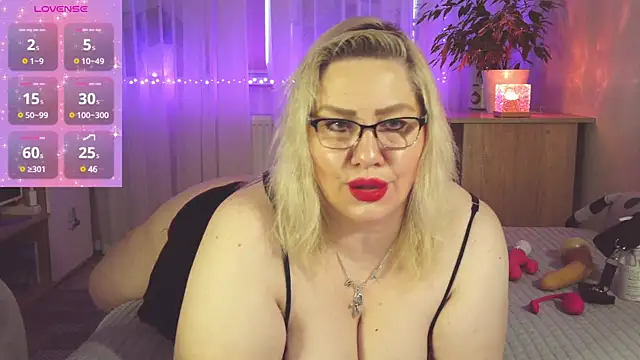 AngelinaGlam online show from 02-12-25, 10:14