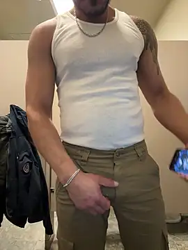 Snapshot of ganosex chatting on 02-15-25, 03:52 ganosex online show from 02-15-25, 03:52