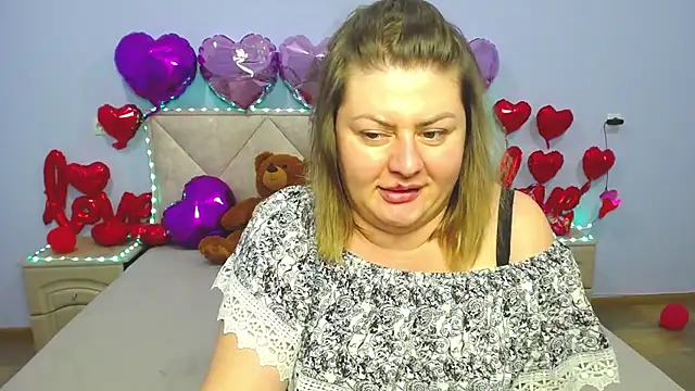 Snapshot of ZannaDreil chatting on 02-27-25, 11:15 ZannaDreil online show from 02-27-25, 11:15