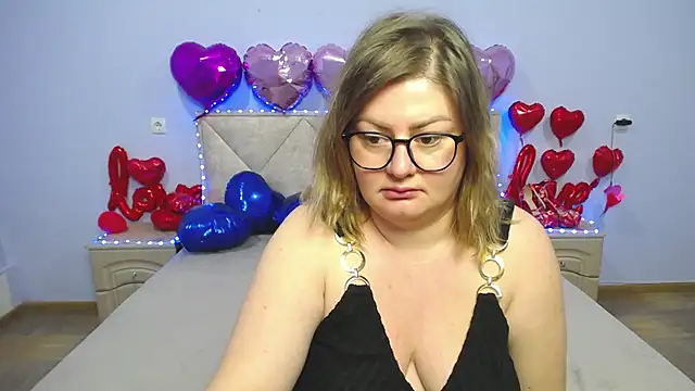 Snapshot of ZannaDreil chatting on 03-04-25, 10:38 ZannaDreil online show from 03-04-25, 10:38