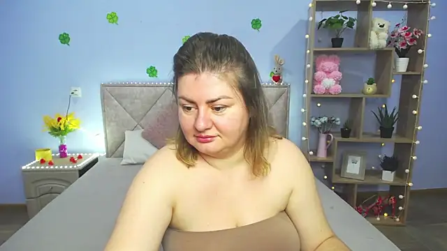 Snapshot of ZannaDreil chatting on 03-21-25, 07:13 ZannaDreil online show from 03-21-25, 07:13