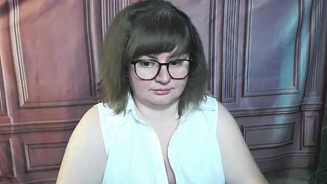 Snapshot of ZannaDreil chatting on 09-11-25, 05:57 ZannaDreil online show from 09-11-25, 05:57