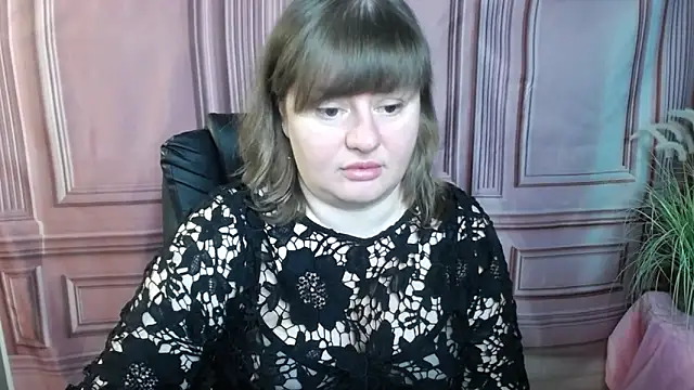 Snapshot of ZannaDreil chatting on 09-15-25, 06:19 ZannaDreil online show from 09-15-25, 06:19