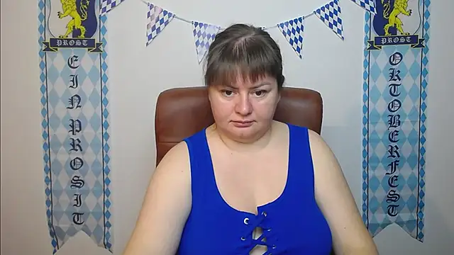 Snapshot of ZannaDreil chatting on 09-23-25, 06:11 ZannaDreil online show from 09-23-25, 06:11