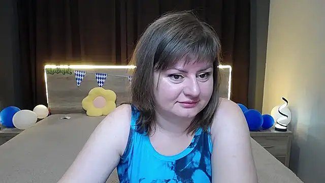 Snapshot of ZannaDreil chatting on 09-26-25, 06:12 ZannaDreil online show from 09-26-25, 06:12