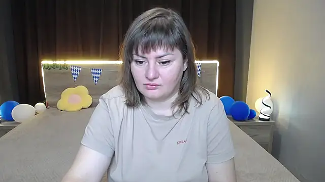 Snapshot of ZannaDreil chatting on 09-28-25, 06:24 ZannaDreil online show from 09-28-25, 06:24