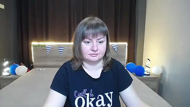 Snapshot of ZannaDreil chatting on 10-05-25, 06:17 ZannaDreil online show from 10-05-25, 06:17