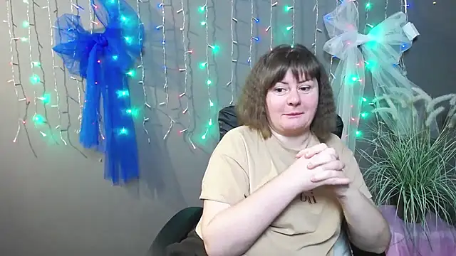 Snapshot of ZannaDreil chatting on 11-14-25, 07:12 ZannaDreil online show from 11-14-25, 07:12